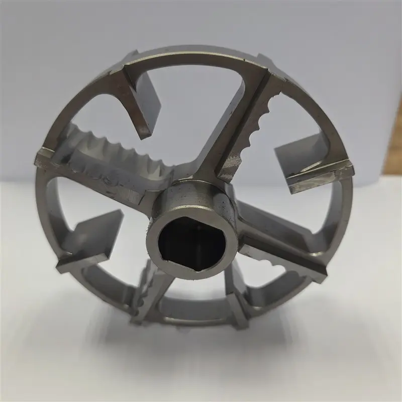 Couteau 130E sans centre