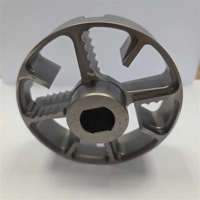 Couteau à bague avec centre separé